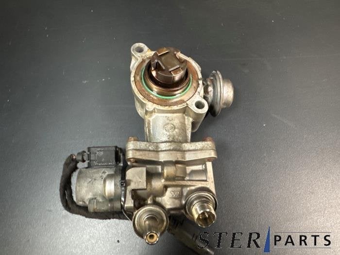 Pompe carburant mécanique d'un Mercedes E-Klasse, 3 mois de garantie, Utilisé, -, -