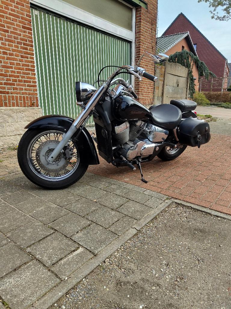 Honda Shadow VT750C van  2004 => 3500€, Motoren, 750 cc, Cardan-aandrijving, 2 cilinders, Chopper