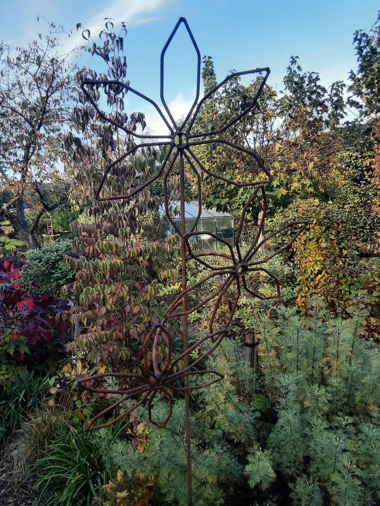 Fleurs  en  acier, Jardin & Terrasse, Rond, Comme neuf, Enlèvement, Métal