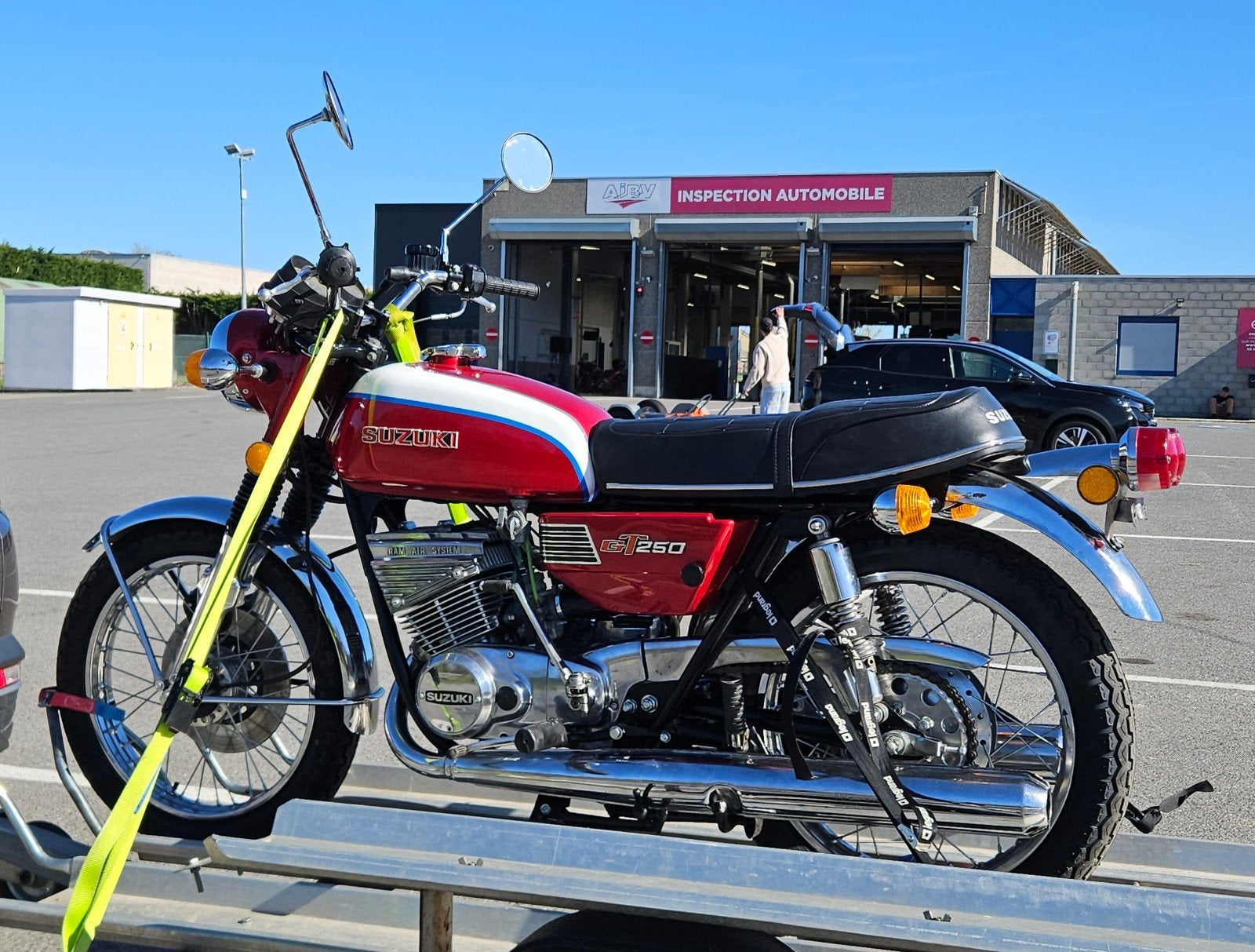 suzuki gt 250 1973