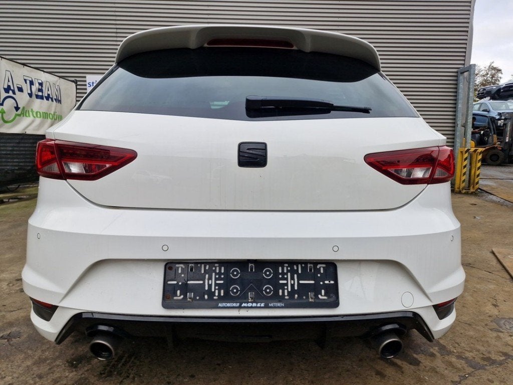 HAYON ARRIÈRE / MALLE Seat Leon ST (5FF) (|5F4827024|), Haillon arrière, Seat Deutschland GmbH, Service@seat.de, Utilisé