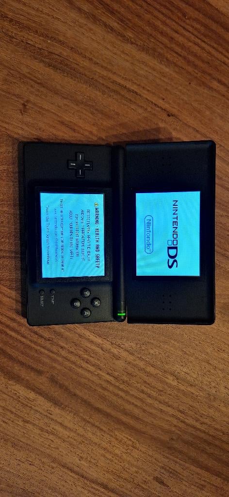 Nintendo DS Lite, Games en Spelcomputers, Spelcomputers | Nintendo DS, Ophalen, Zo goed als nieuw, Zwart, DS Lite