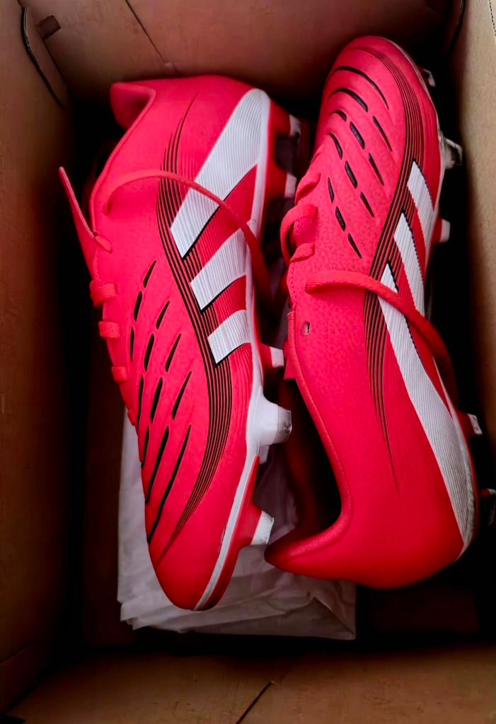 Adidas Predator Rood/Wit - Bijna Nieuw, Ophalen, Zo goed als nieuw, Overige typen