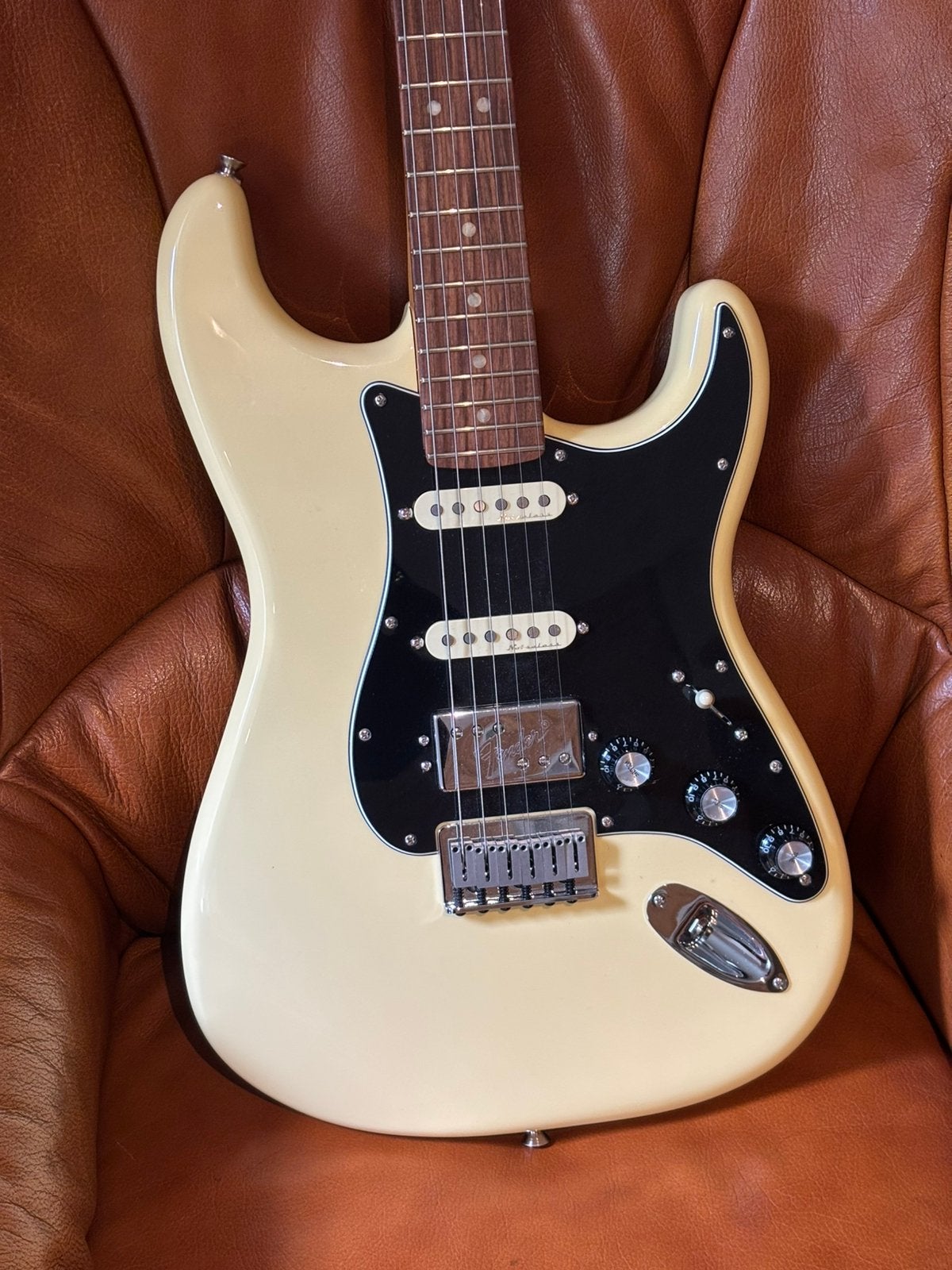 Fender Stratocaster, Musique & Instruments, Enlèvement ou Envoi, Comme neuf, Fender