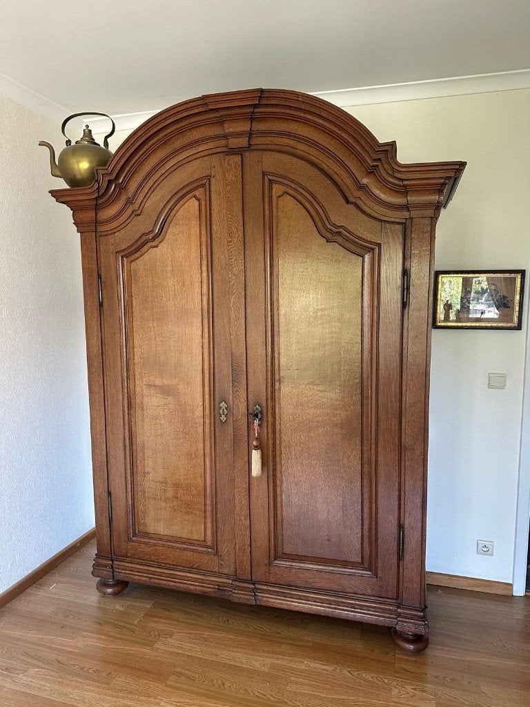 Armoire ancienne en chêne -Louis XV/Rococo, Enlèvement