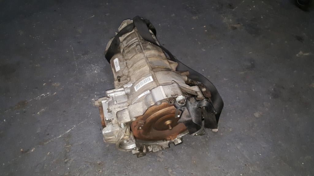 Versnellingsbak Audi A6 2.4 V6 1999, Ophalen of Verzenden, Audi