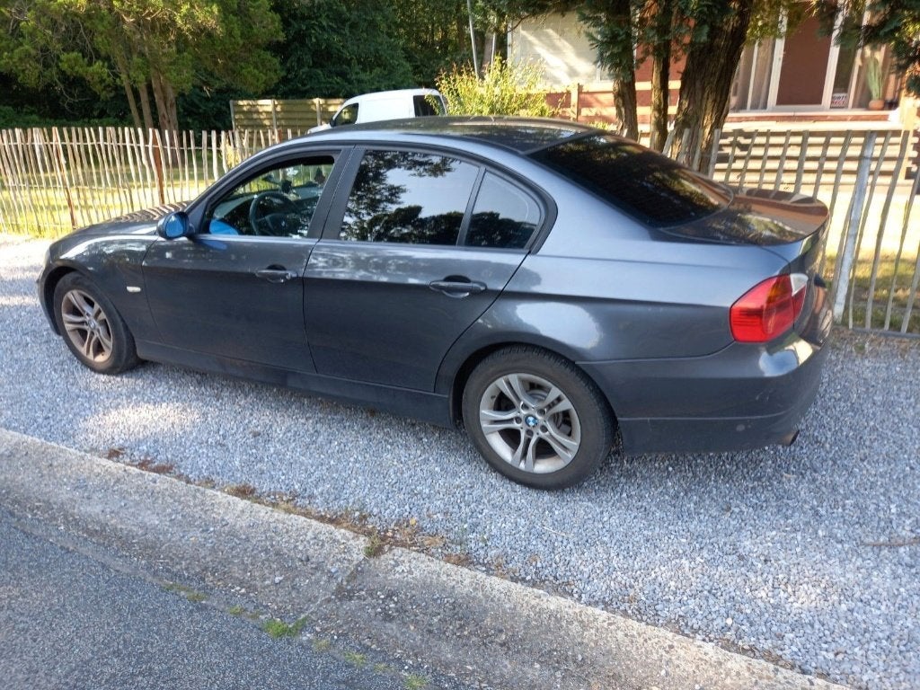 BMW 318i 2007 Rijklaar kan Gekeurd worden VVkp Weg=Weg !, Autos, Argent ou Gris, Achat, Entreprise, Boîte manuelle