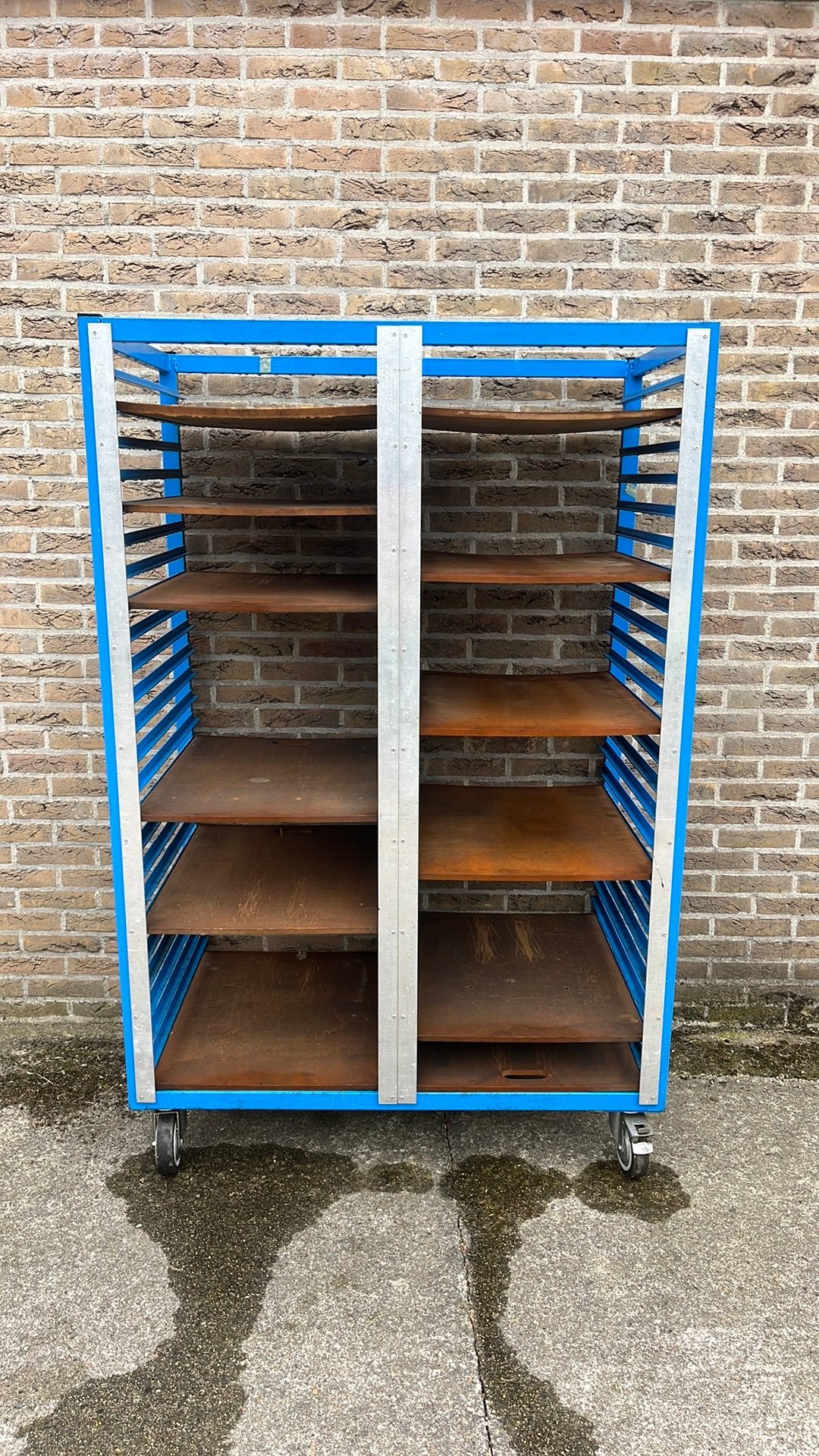 Stevig metalen rek op grote stevige wielen, Ophalen, Zo goed als nieuw
