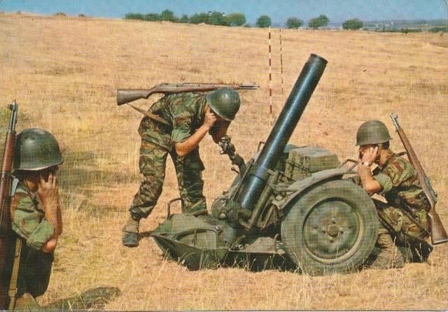 (m84) Mortier 120mm in aktie, postkaart, Verzamelen, Verzenden