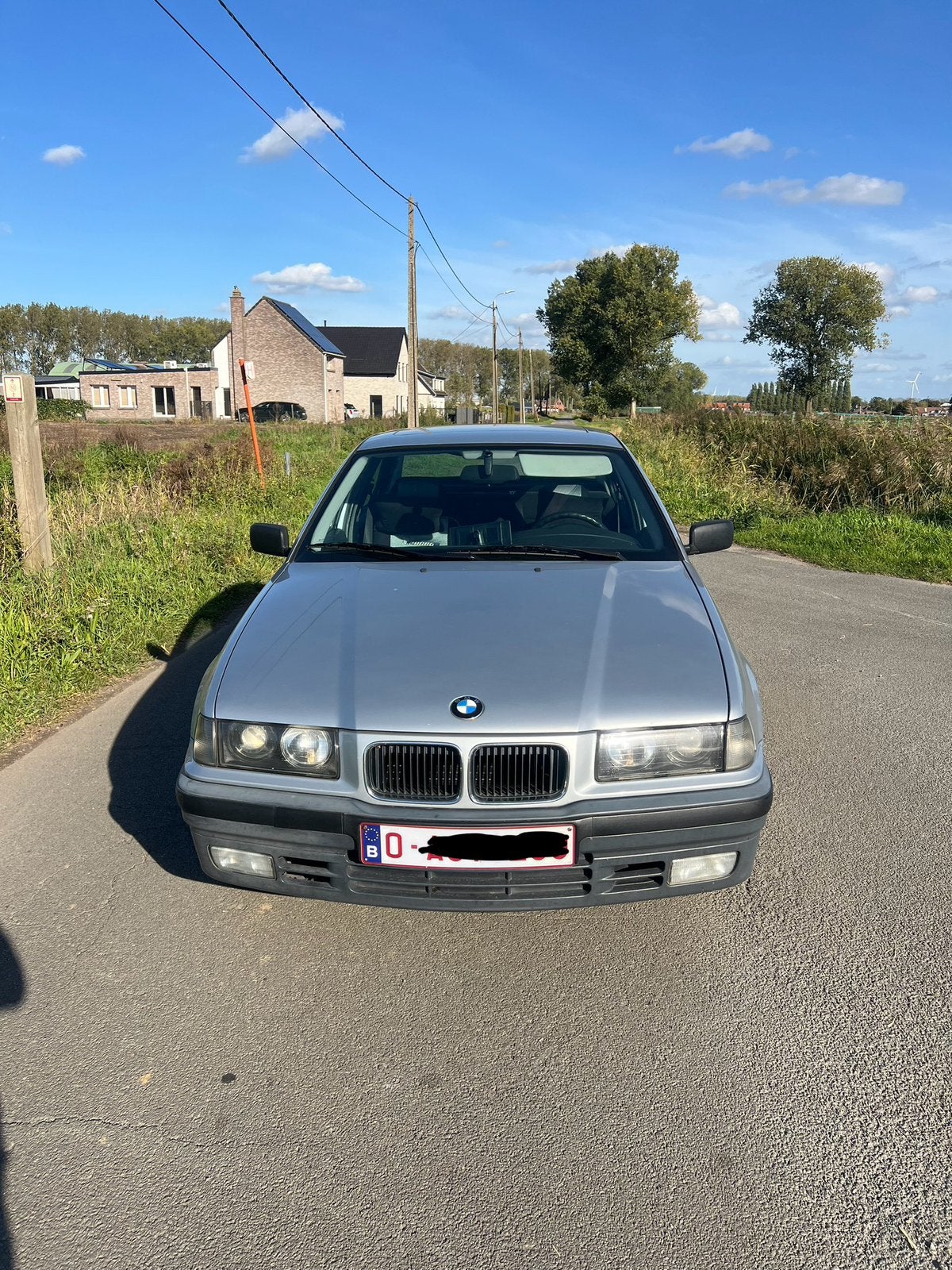 BMW E36 316i SEDAN – 1993 – Origineel en proper!, Autos, Argent ou Gris, Achat, Boîte manuelle, 5 portes