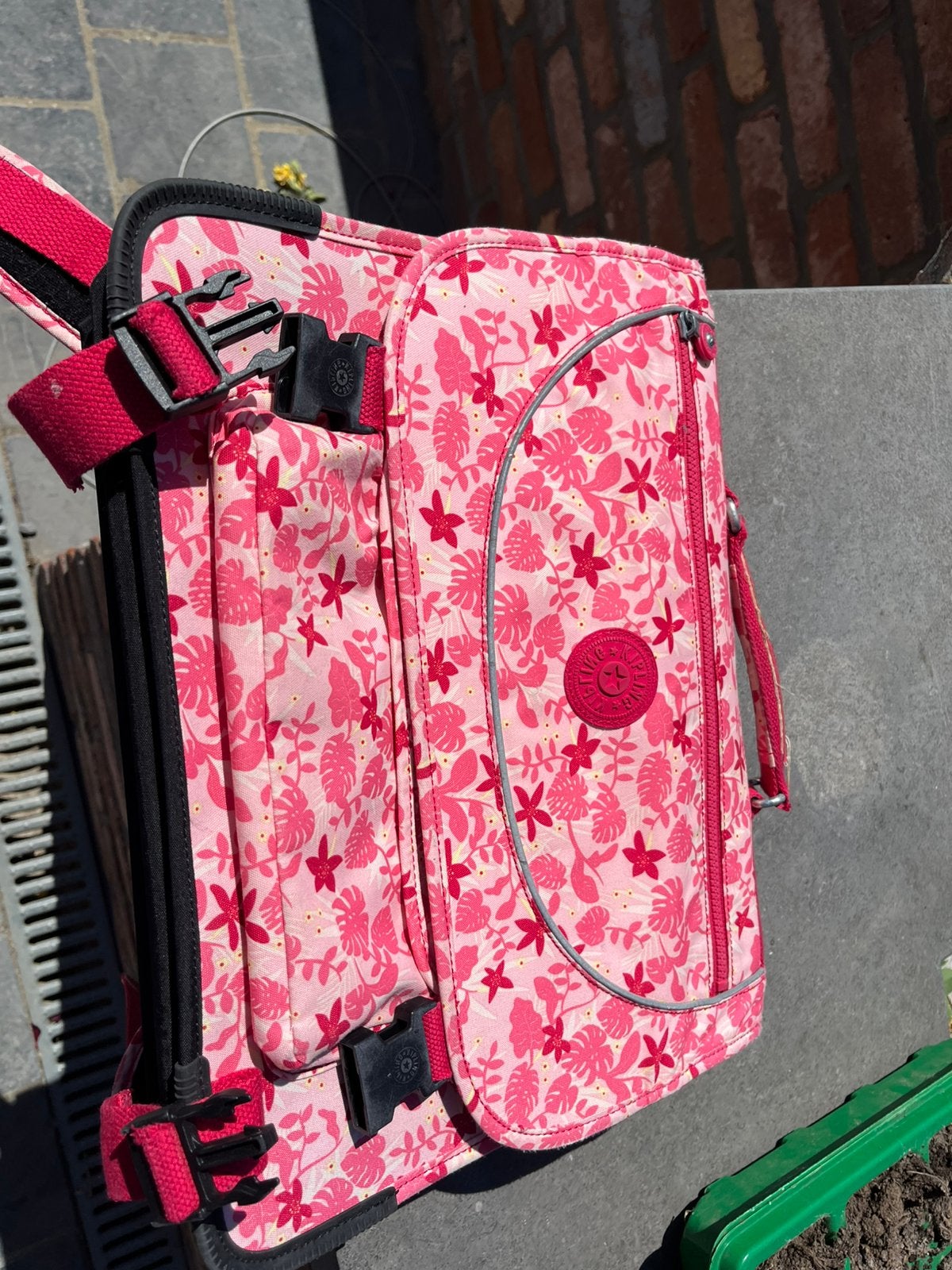 Cartable kipling, Enlèvement, Utilisé
