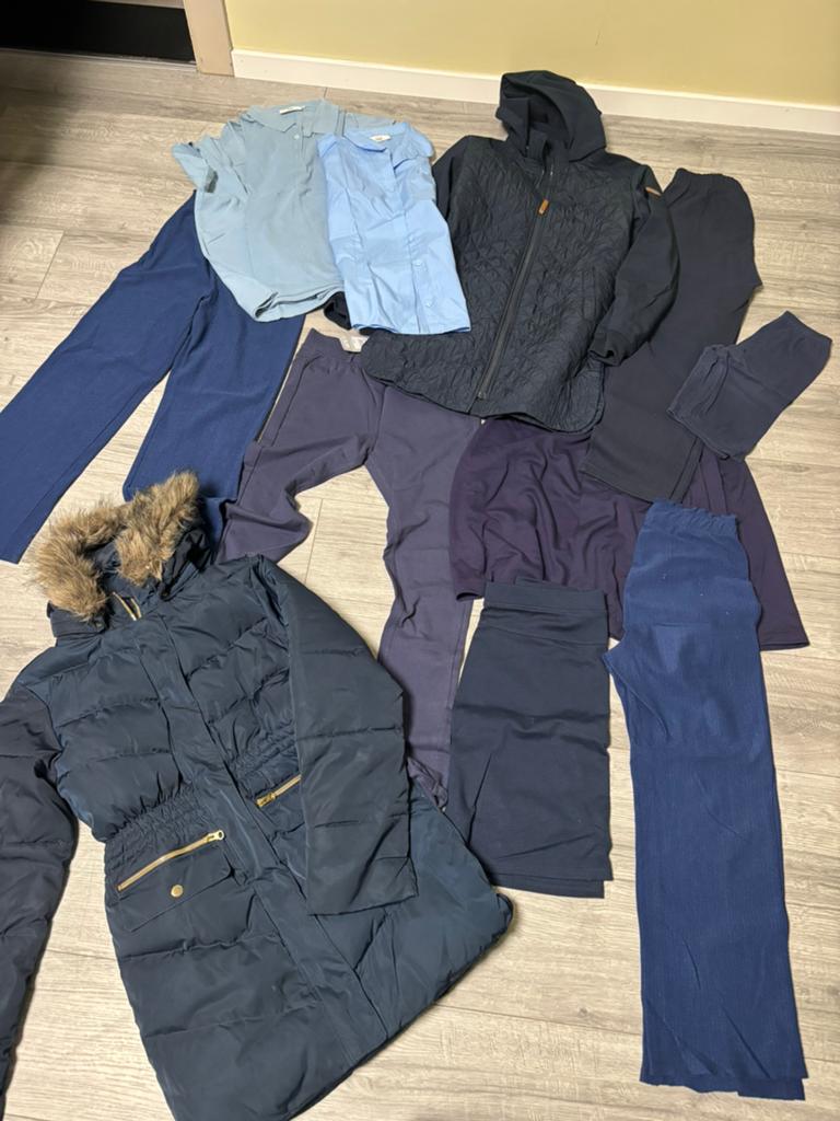 Meisjes kleding marine blauw, Enfants & Bébés, Paquets de vêtements pour enfants, Comme neuf, Enlèvement