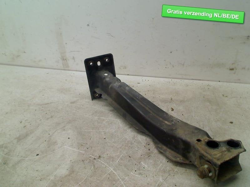 CHASSISBALK VOOR links Abarth 500 / 595 / 695 (52062928), Taurusavenue 1
2132 LS  Hoofddorp, NL, Webaccessibility@stellantis.com
