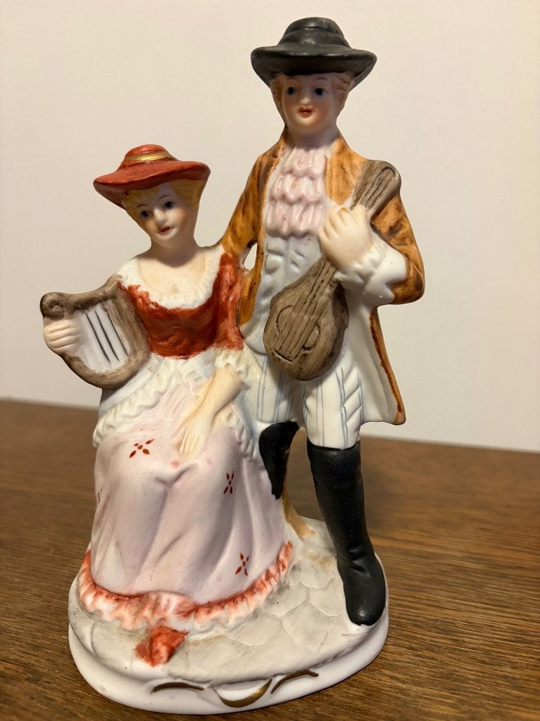 Figurine vintage en porcelaine — Couple avec instruments, Enlèvement ou Envoi, Utilisé