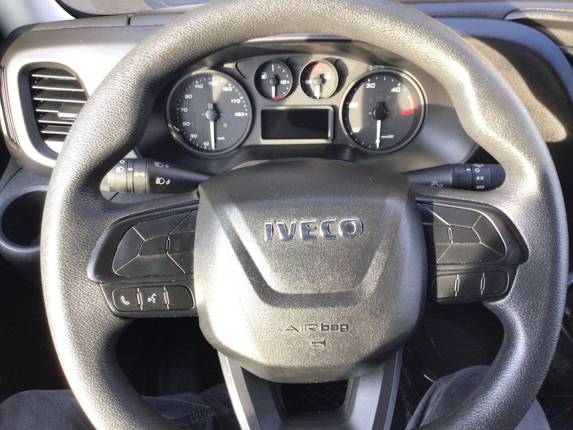 Iveco Daily cooler/vriezer -20 2020 59000km 27950e ex, Autos, Achat, Entreprise, 3 places, Boîte manuelle