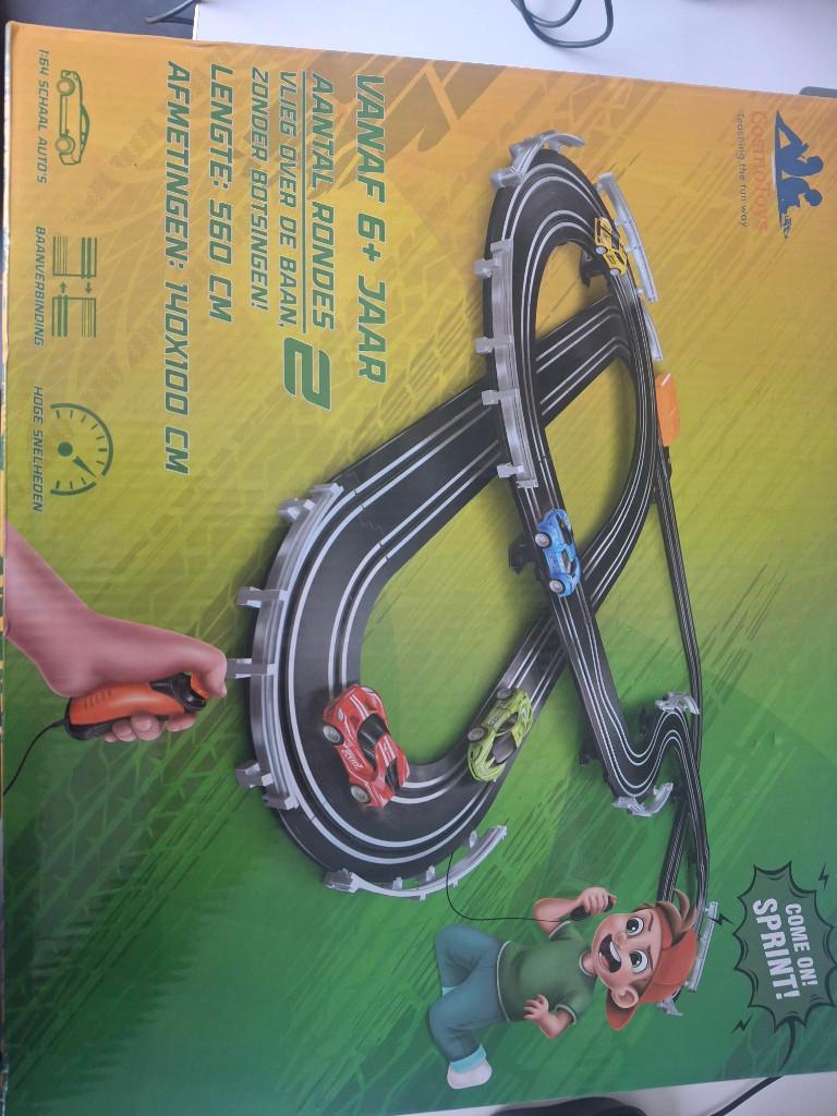circuit de course électrique dès 6 ans | CosmoToys new, Enlèvement ou Envoi, Neuf, 6 ans ou plus