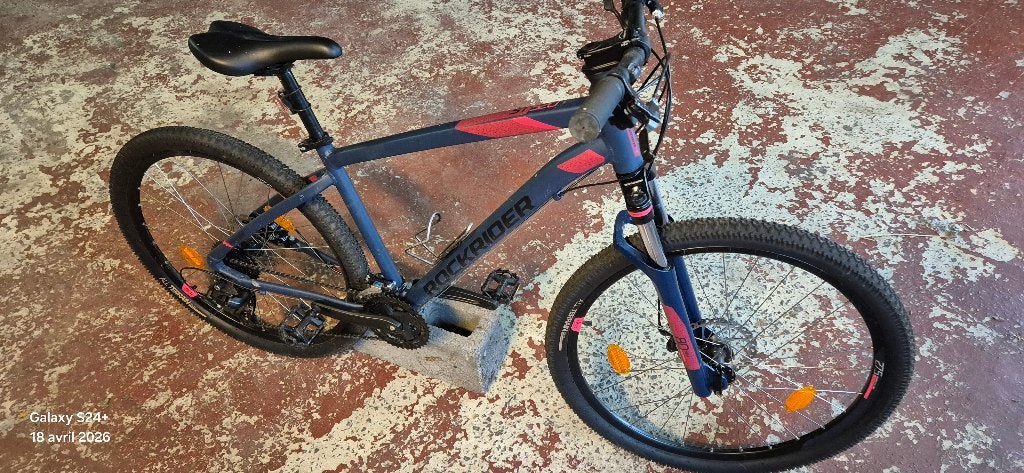 Vends Vélo Rockrider (femme), 49 tot 53 cm, Zo goed als nieuw, 15 tot 20 versnellingen, Schijfrem
