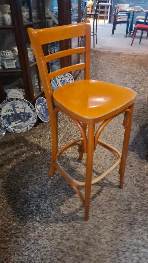 3 thonet barkrukken cafe bistro eventueel stoelen horeca, Huis en Inrichting, Barkrukken, Ophalen of Verzenden, Hout