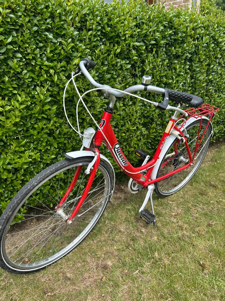 Damesfiets quardo 6 versnellingen, Fietsen en Brommers, Ophalen, Zo goed als nieuw, Velgrem, Versnellingen