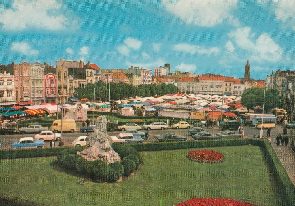 BLANKENBERGE -  De Grote Markt, Ophalen of Verzenden, 1960 tot 1980, Gelopen, West-Vlaanderen