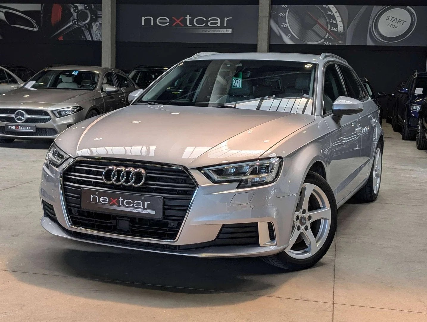 Audi A3 Sportback 35 TDi Sport *NAVI-FULL LED-CAMERA-CUIR SP, Argent ou Gris, 1968 cm³, Automatique, Audi