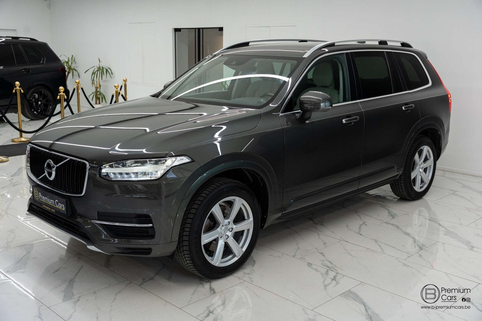 Volvo XC90 T5 awd Momentum! ACC! Lichte vracht / Utilitaire!, Auto's, Volvo, Dealer onderhouden, Gebruikt, Euro 6, 4 cilinders