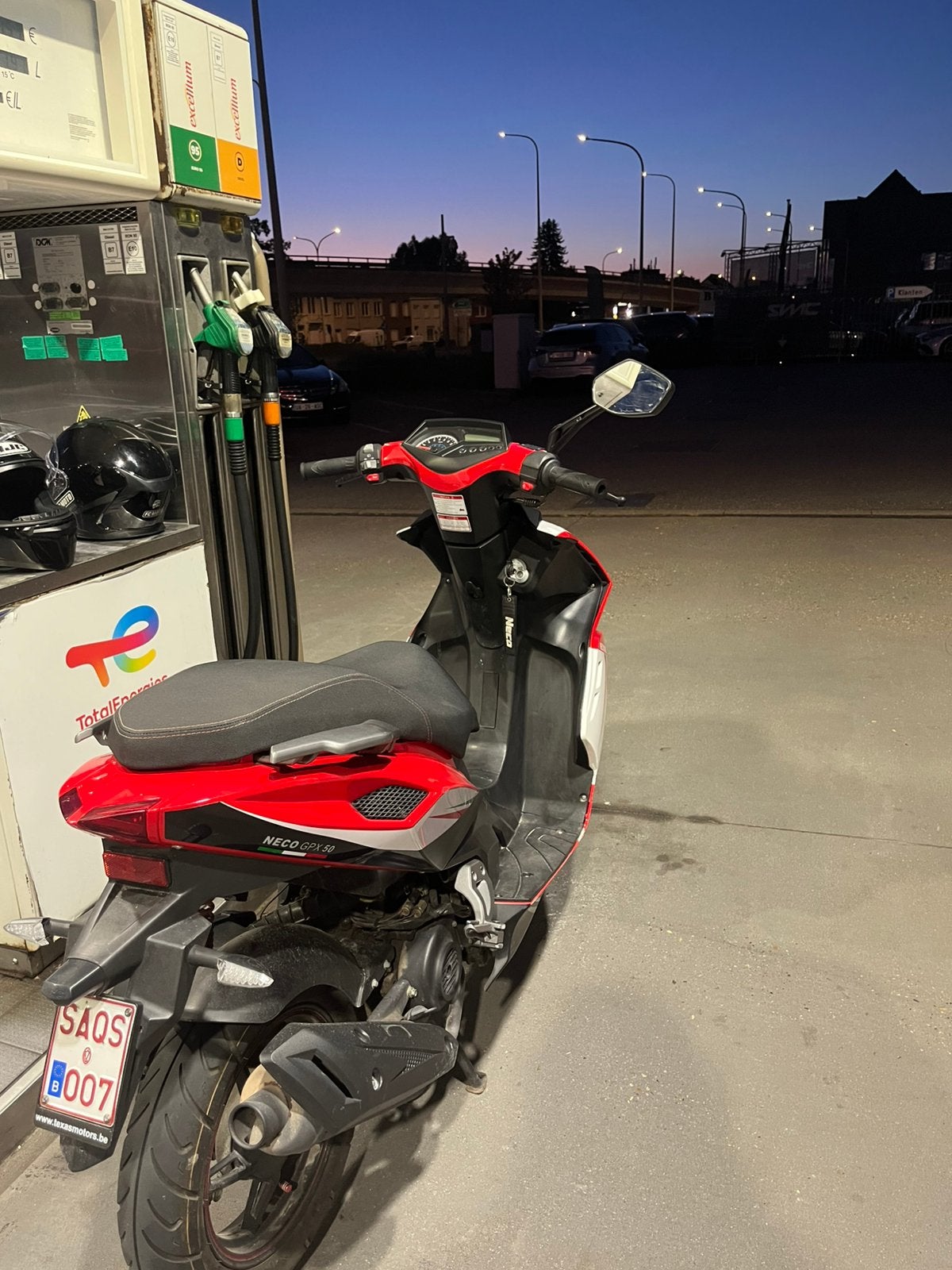 Neco gpx 50 a klasse, Fietsen en Brommers, Scooters | Peugeot, Ophalen, Zo goed als nieuw