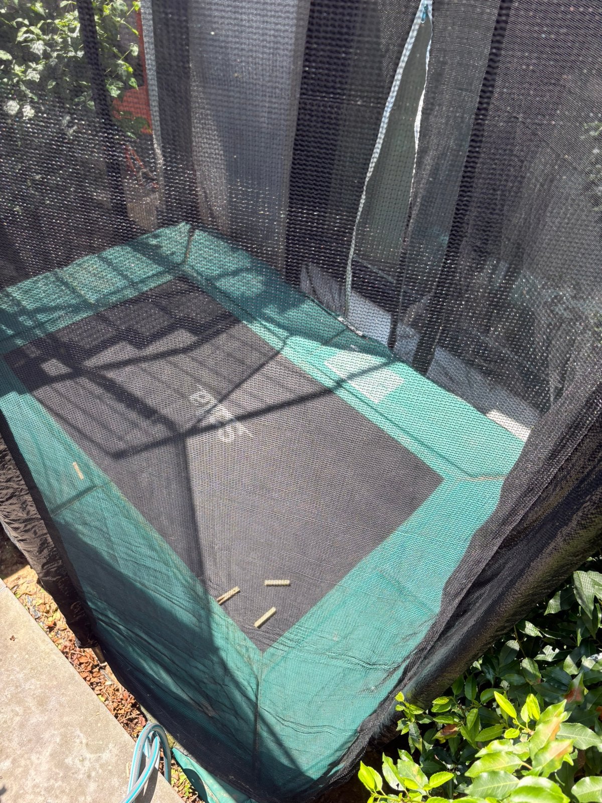 Trampoline Salta, Enlèvement, Utilisé