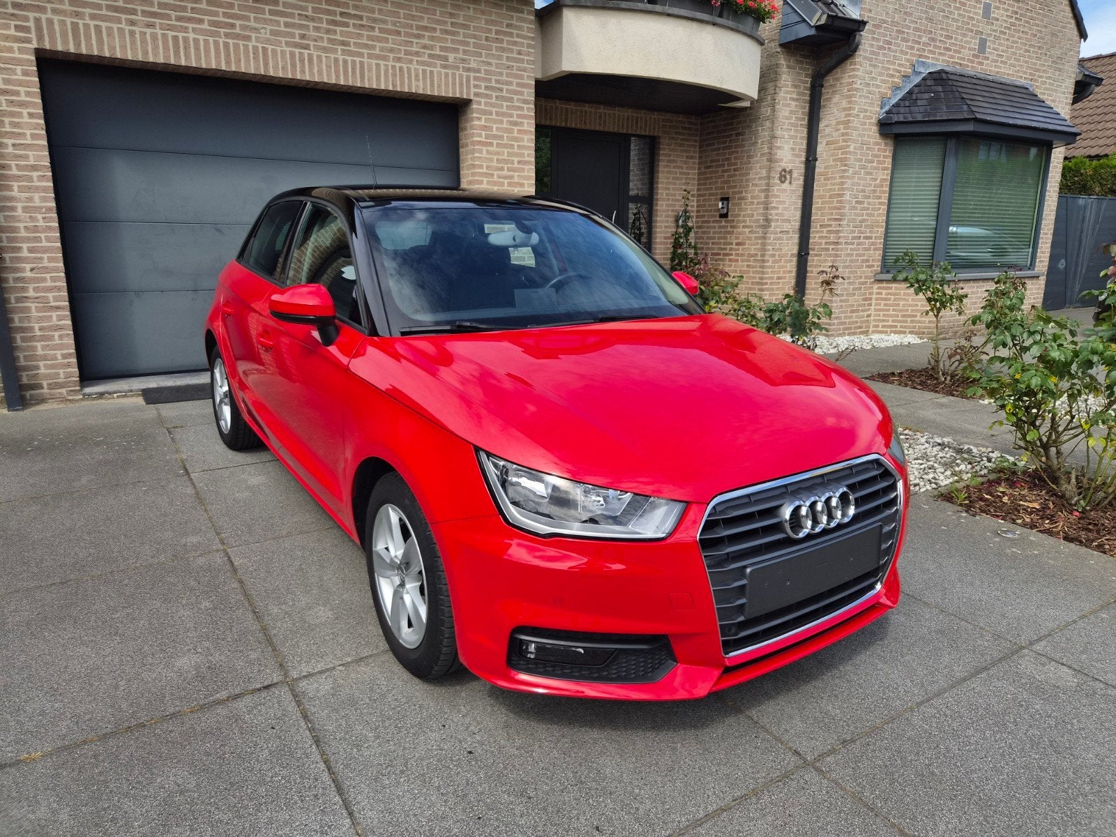 Audi A1 1.0 TFSI / NAVI / PANO DAK-TOIT / *TOP DEAL*, Autos, Audi, Rouge, Achat, A1, Euro 6