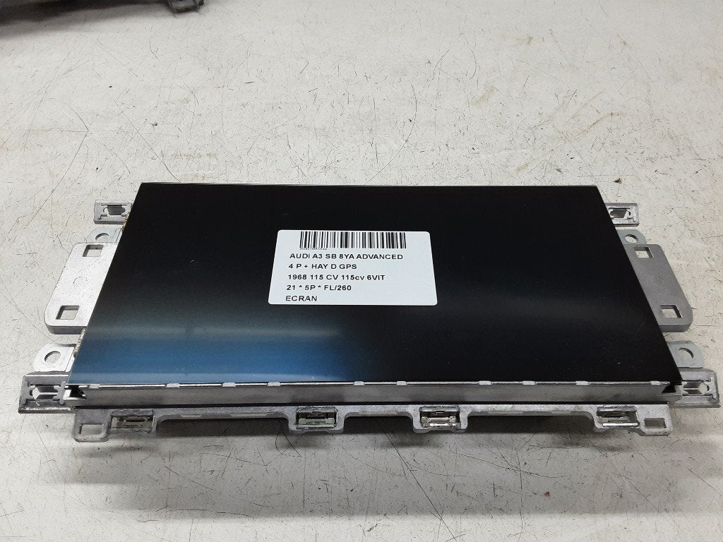 DISPLAY Audi A3 Sportback (8YA) (01-2019/-) (8Y0919605), Gebruikt, Mevr. I. Hauben, Audi, Rue de l'Espoir 34 34
4030  GRIVEGNÉE, BE