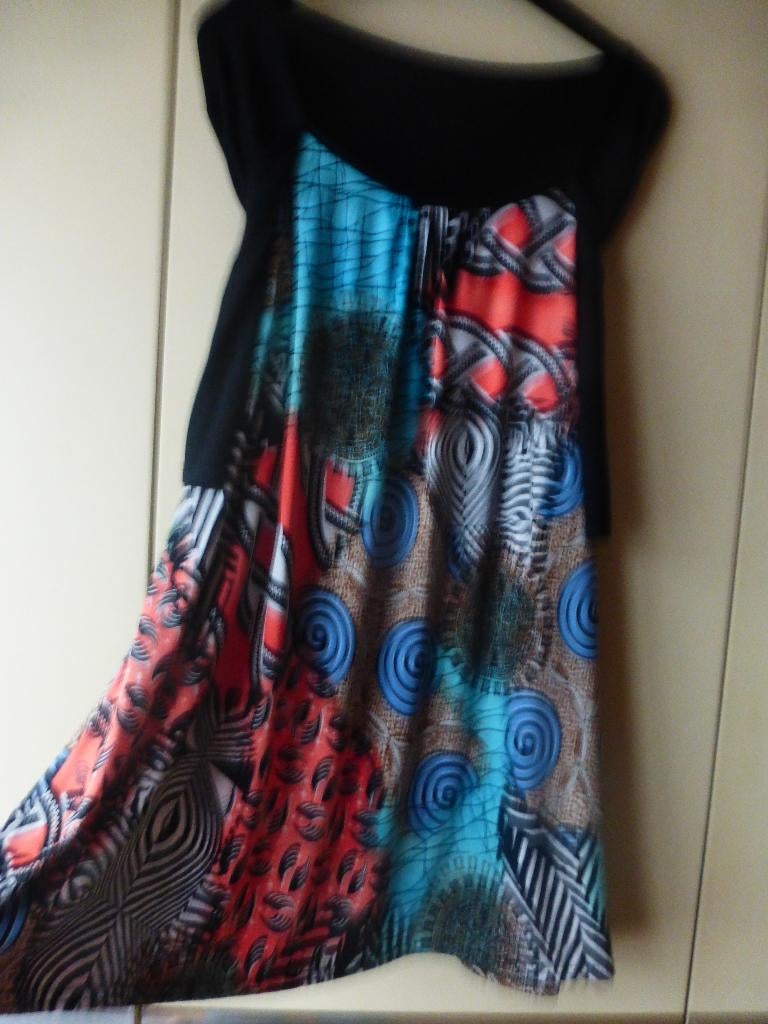 Tuniek met geïntegreerde bolero T: 46, Kleding | Dames, Ophalen of Verzenden, Zo goed als nieuw, Overige kleuren