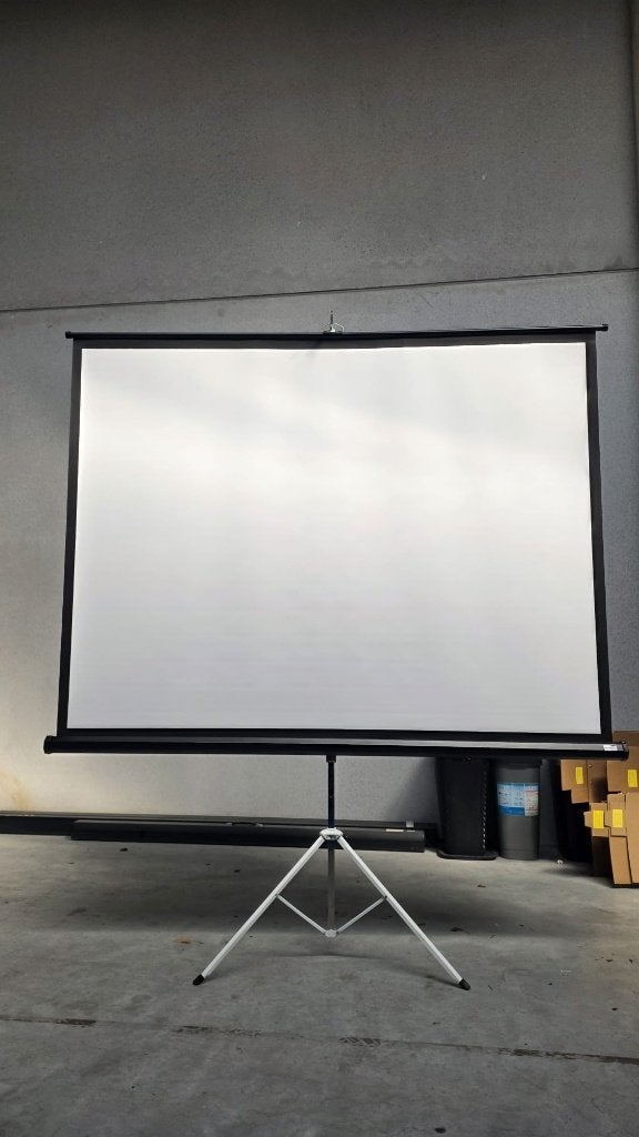 Nieuw projectiescherm (statiefscherm) 100", Ophalen, Handmatig, Nieuw