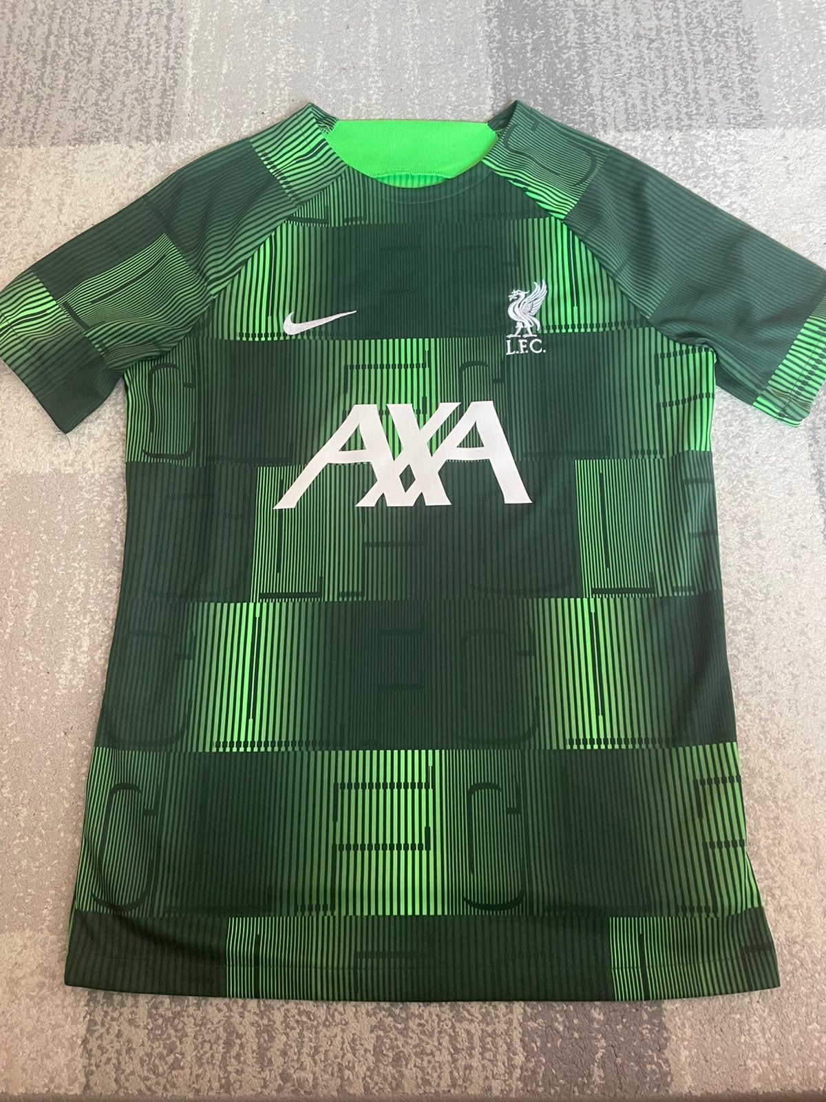 Maillot Liverpool Pre-Match d’Avant-Match 2023/2024 Nike, Taille M, Enlèvement ou Envoi, Neuf, Maillot