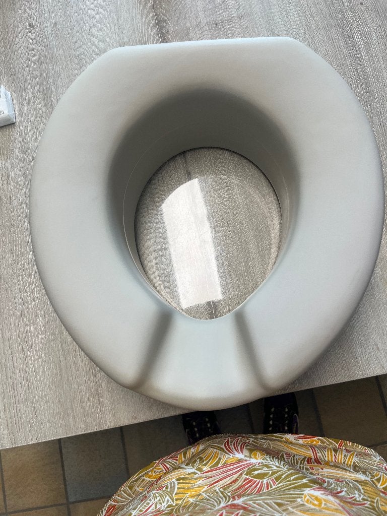 WC-verhoger - zachte rubberen vorm- merk THUASNE, Ophalen, Minder dan 50 cm, Overige typen, Zo goed als nieuw