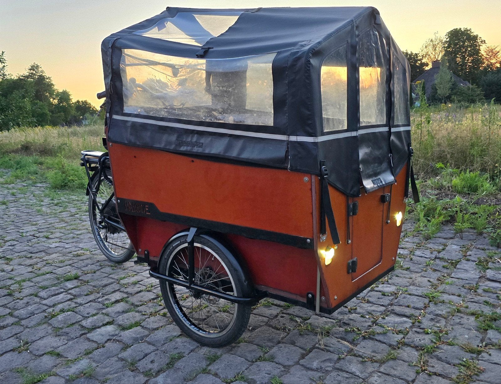 BABBOE MAX ELEKTRISCHE BAKFIETS VOOR 6, Ophalen