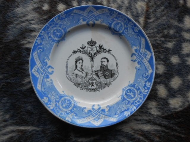 plaque  trône de Léopold II et du roi Marie-Henriette, Enlèvement ou Envoi