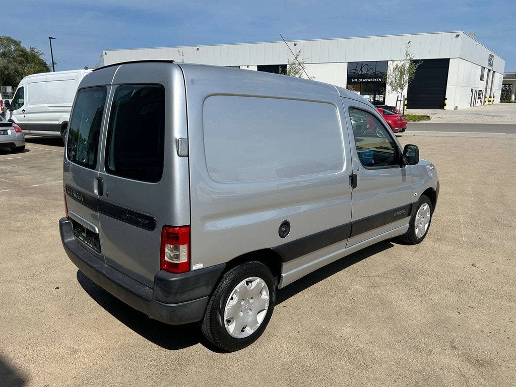 Citroën Berlingo 1.6 HDi 55kw nette bestelwagen word gekeur, Autos, Camionnettes & Utilitaires, 1730 kg, Achat, Entreprise, Boîte manuelle