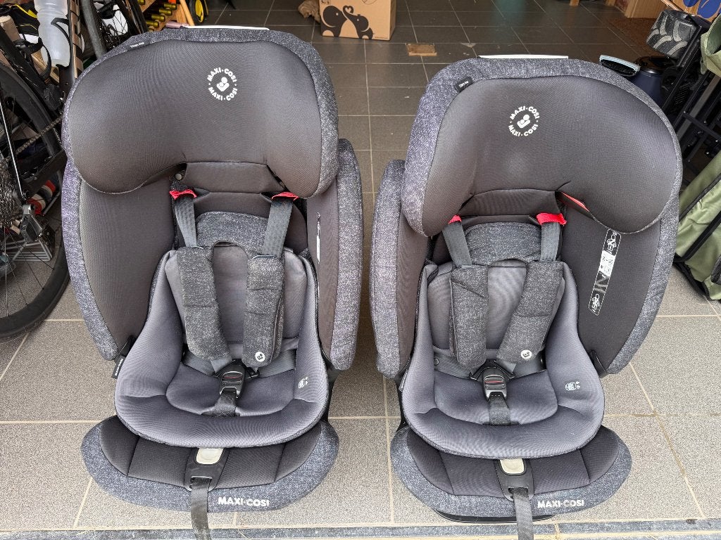 Maxi Cosi Titan Pro en parfait état !, Mode veille, Comme neuf, Enlèvement, Ceinture de sécurité ou Isofix