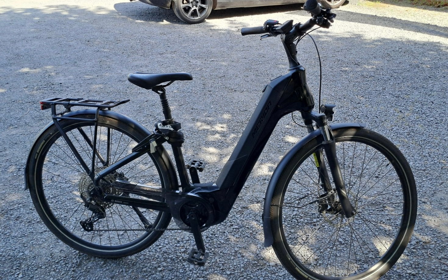 zwarte Merida E-float city 600, shiny black, framemaat 48, Vélos & Vélomoteurs, Vélos électriques, Enlèvement, Comme neuf