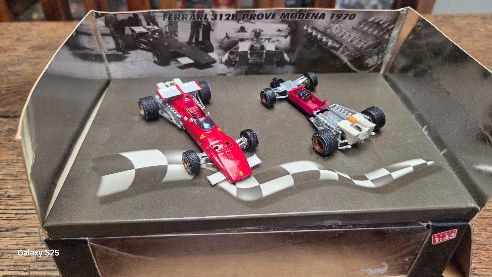 Coffret f1 brumm, Enlèvement