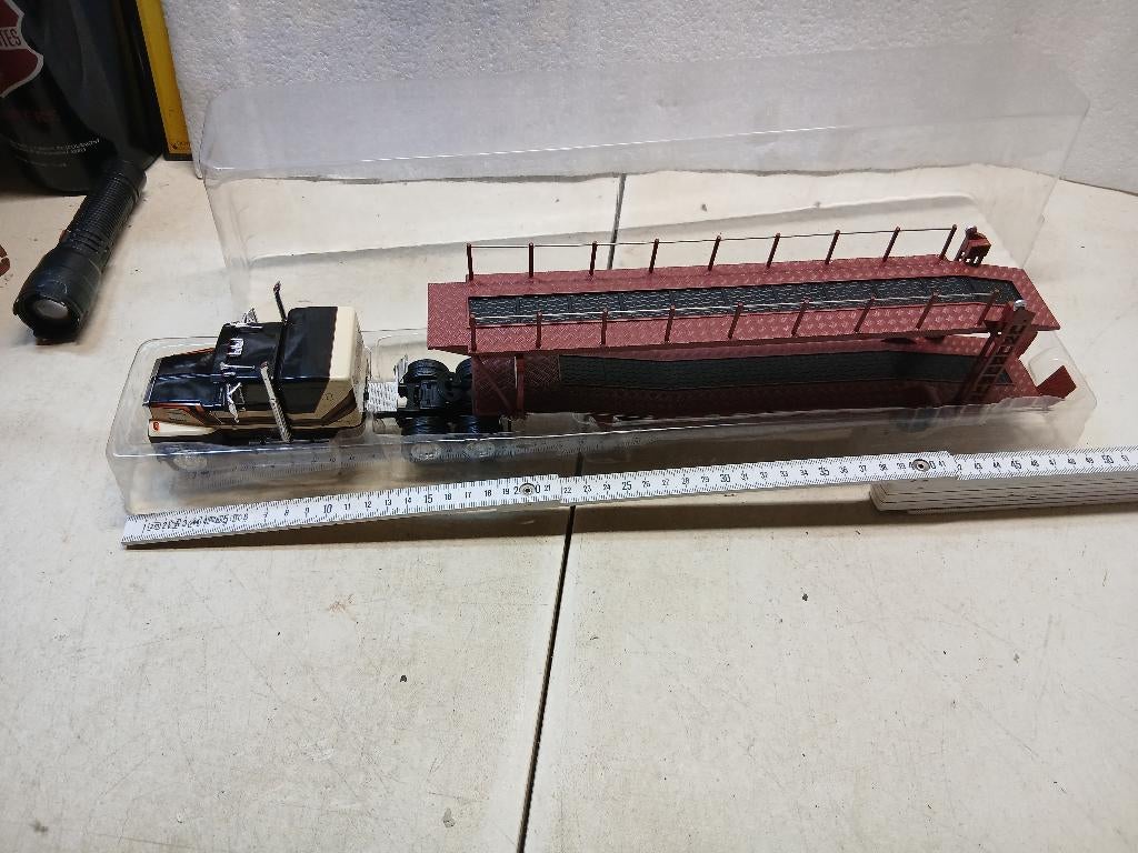 Camion Ford 1/43, Hobby & Loisirs créatifs, Enlèvement ou Envoi, Neuf, Bus ou Camion, Autres marques