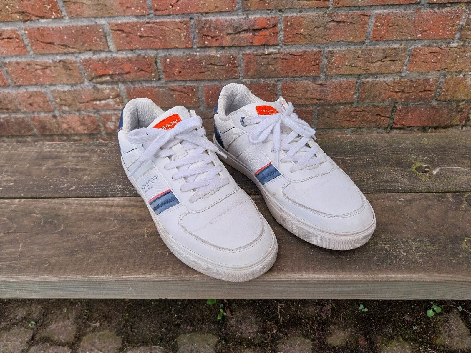 maat 42, sportieve schoenen, Ophalen, Wit, Gedragen, MC GREGOR