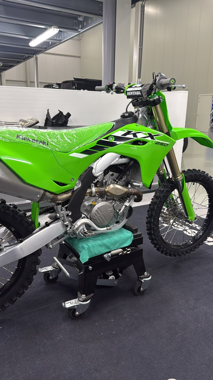 Kawasaki 250 KXF 2025 , 10H, Motoren, Motoren | Kawasaki, 250 cc, Nieuw, Particulier, Crossmotor