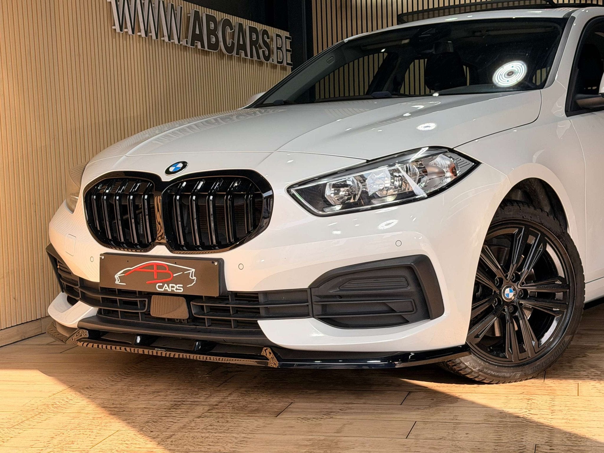 BMW 1 Serie 116 dA * LOOK PACK M SPORT * GARANTIE 12 MOIS *, Autos, BMW, Achat, Euro 6, Entreprise, Noir