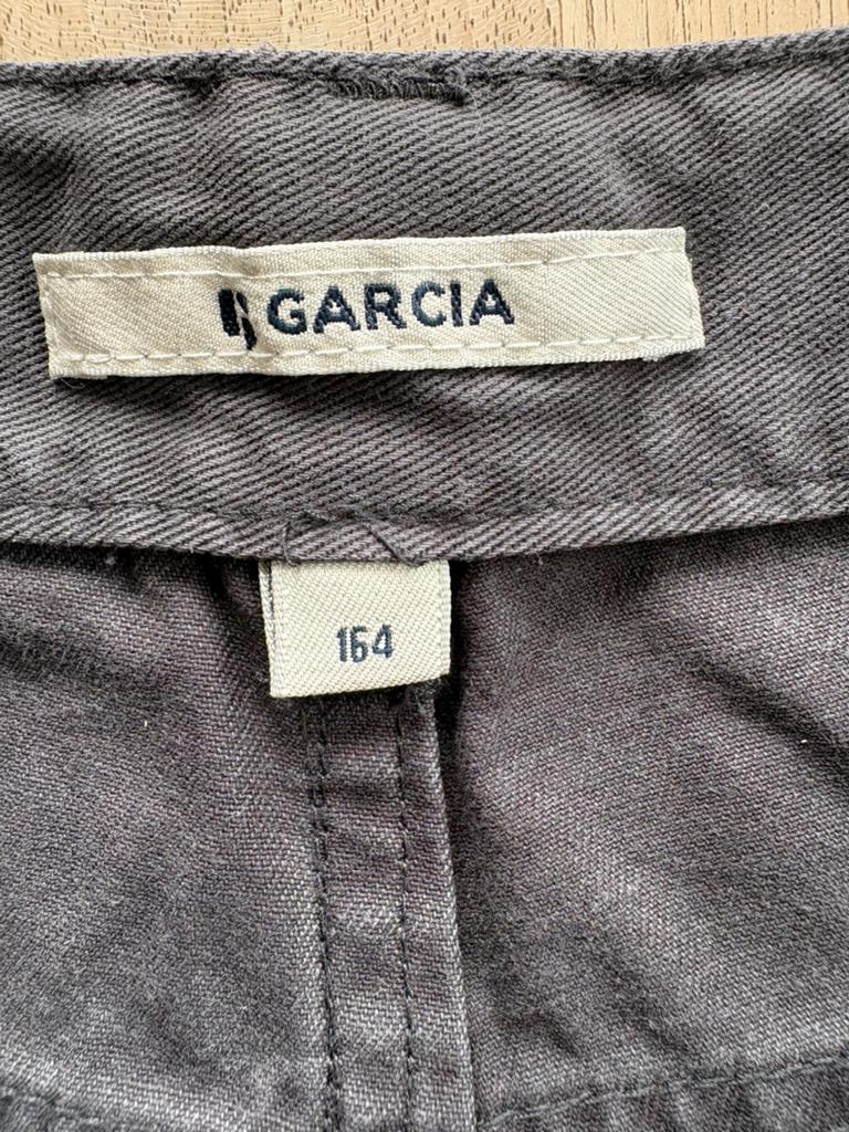 Grijze broek jongens, garcia, maat 164 (14 jaar), Ophalen, Gedragen, Grijs, W32 (confectie 46) of kleiner