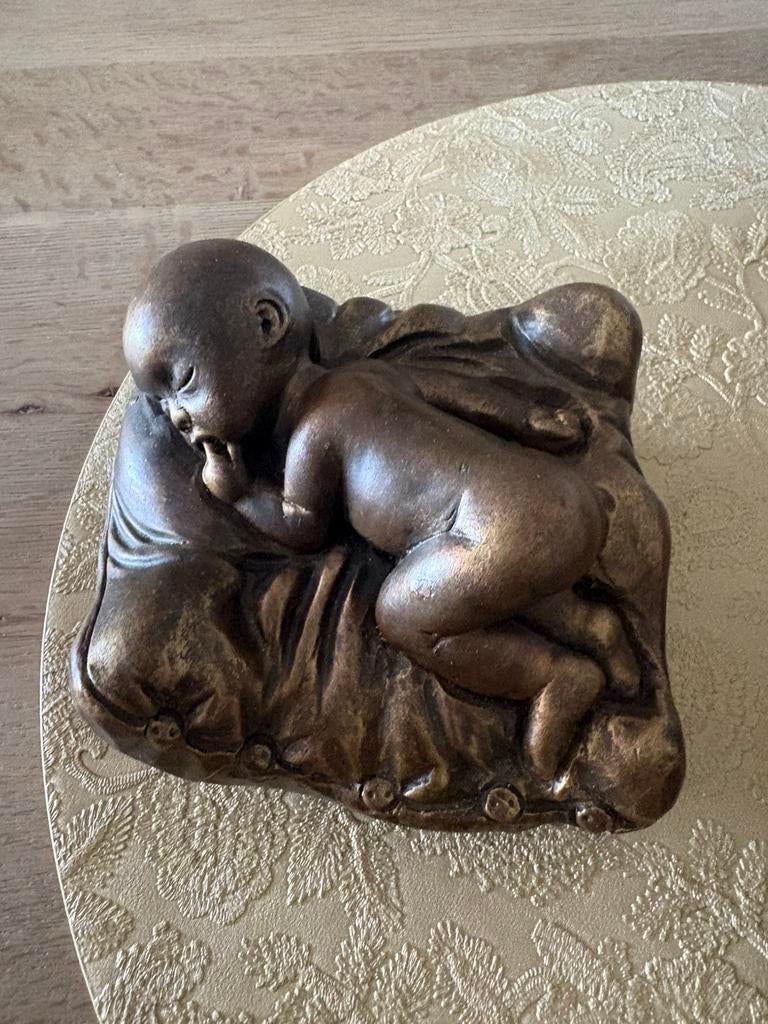 Bronzen beeldje met baby, Enlèvement, Comme neuf