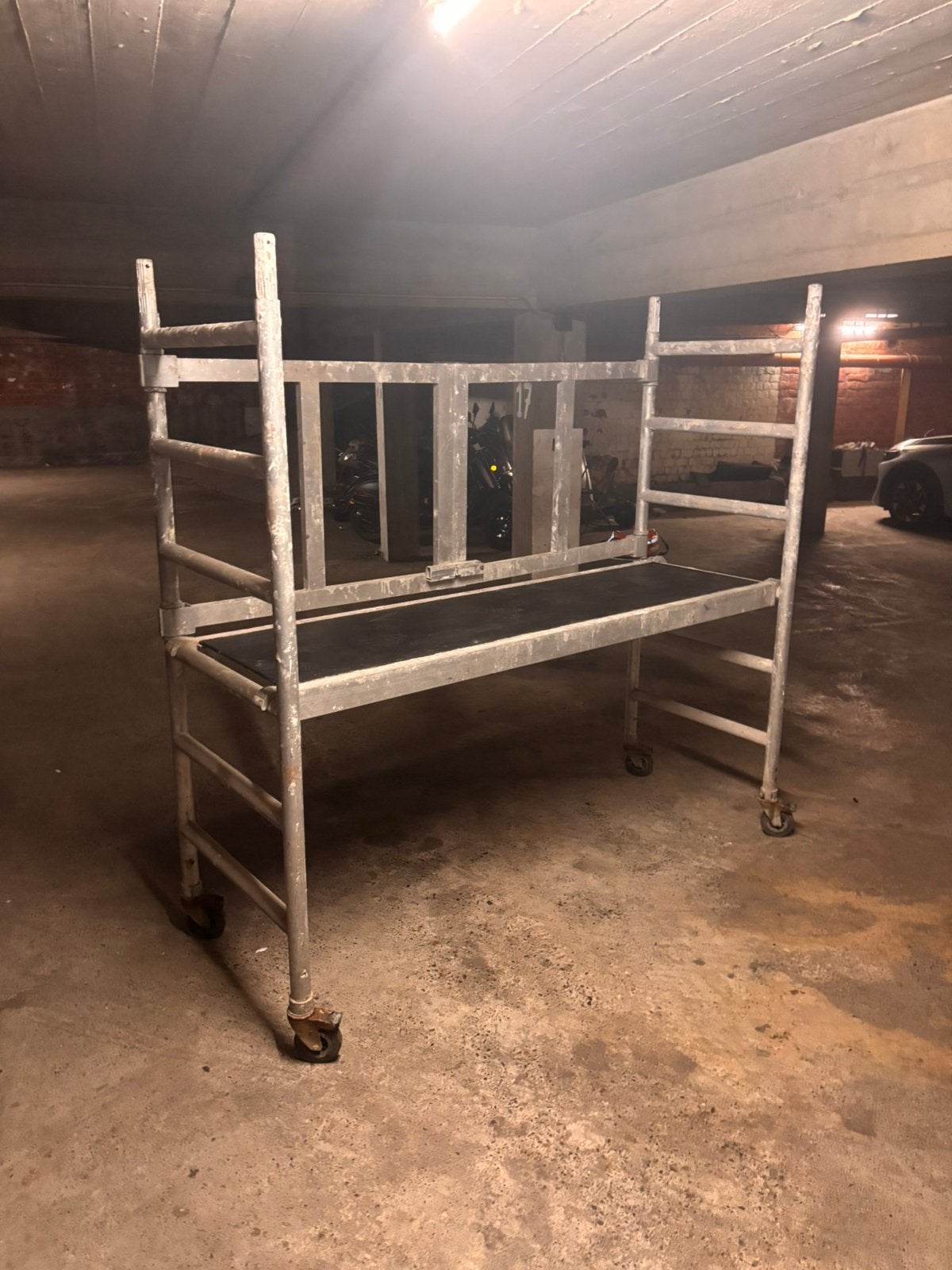 Stevige Aluminium stelling kamersteiger op wielen, Doe-het-zelf en Bouw, Ophalen, Gebruikt, Rolsteiger of Kamersteiger