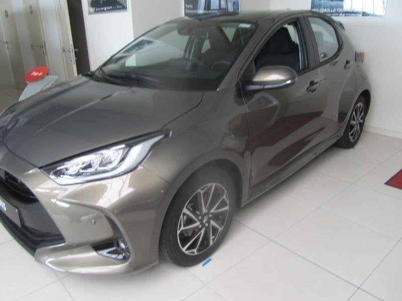 Toyota Yaris Iconic, Achat, Euro 6, Autres couleurs, 5 portes