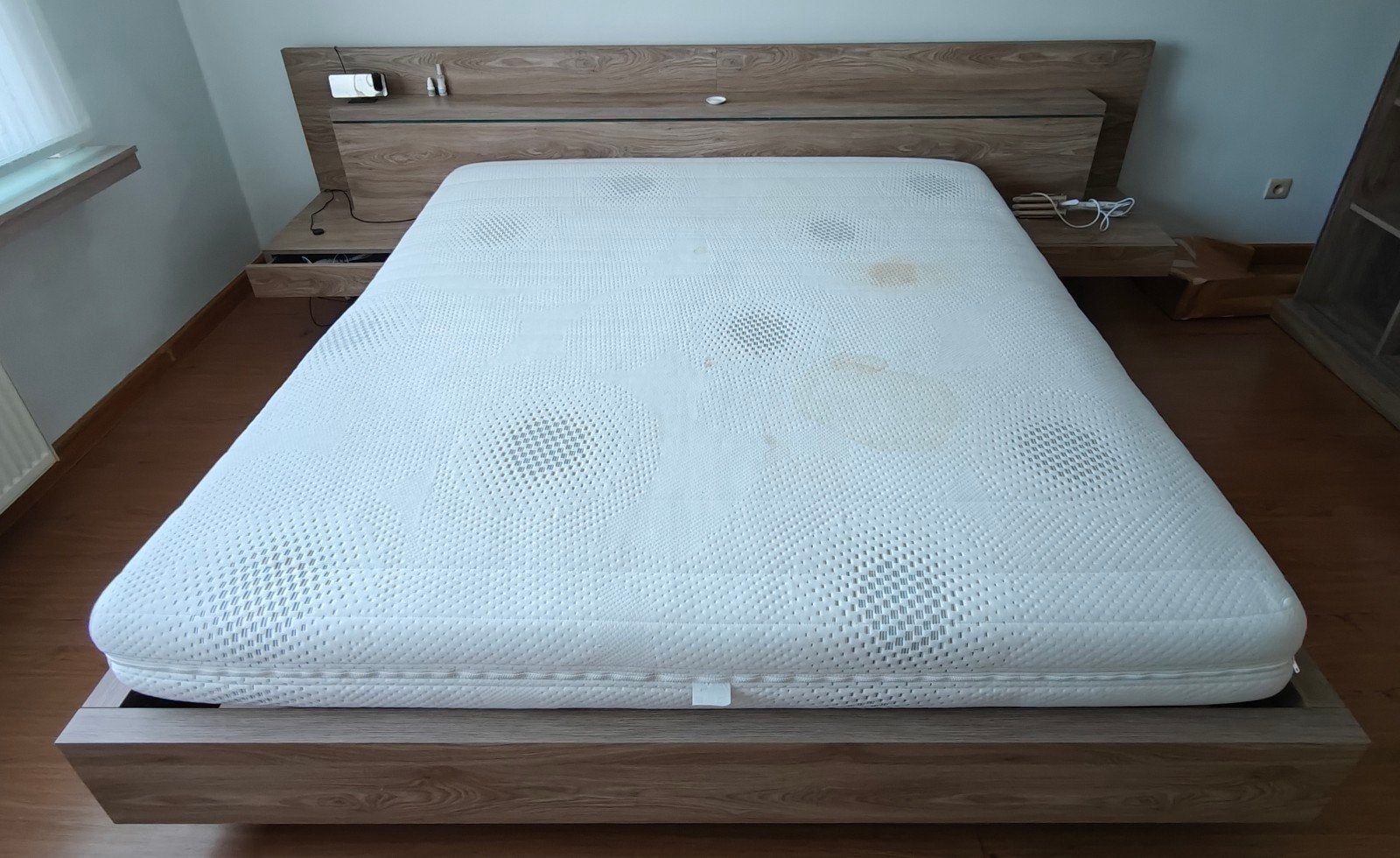 Matelas 180x200, Maison & Meubles, Chambre à coucher | Matelas & Sommiers, Matelas, Enlèvement, Utilisé, 180 cm