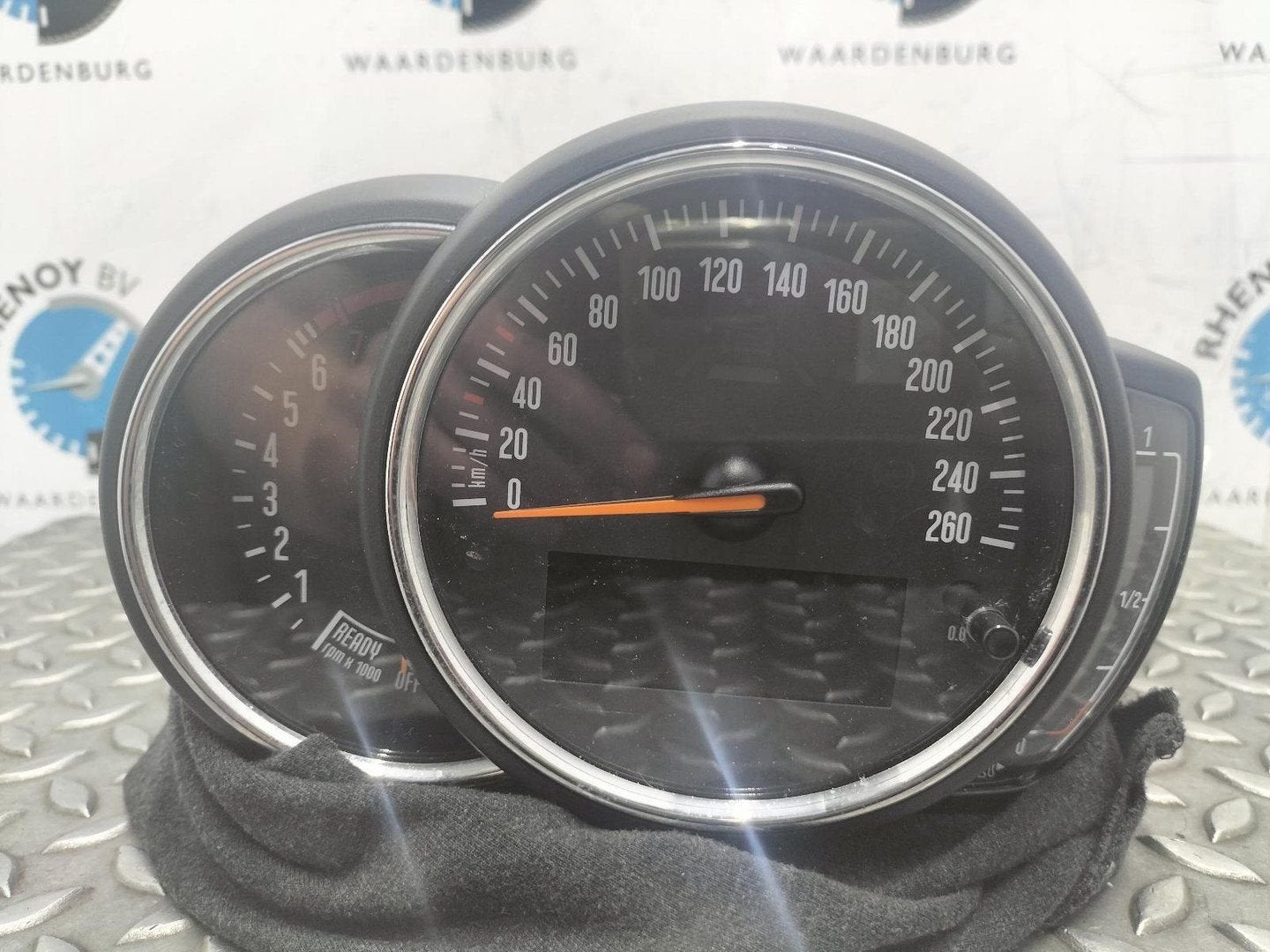 MINI (BMW) MINI F56 1.5 Cooper Pepper KLOKKENPANEEL 2018, Ophalen of Verzenden, Gebruikt, ARN erkend